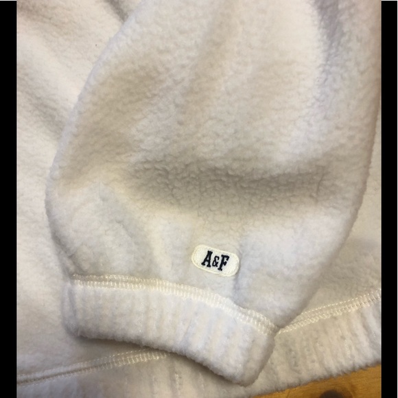 Women’s Abercrombie & Fitch Sherpa - Picture 4 of 4